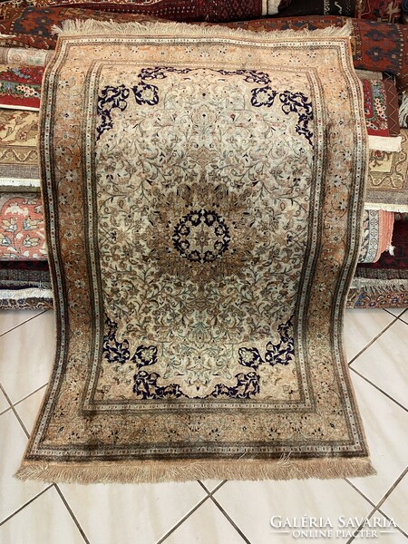 Vintage Kézi Ghom Selyem Szőnyeg 100×160